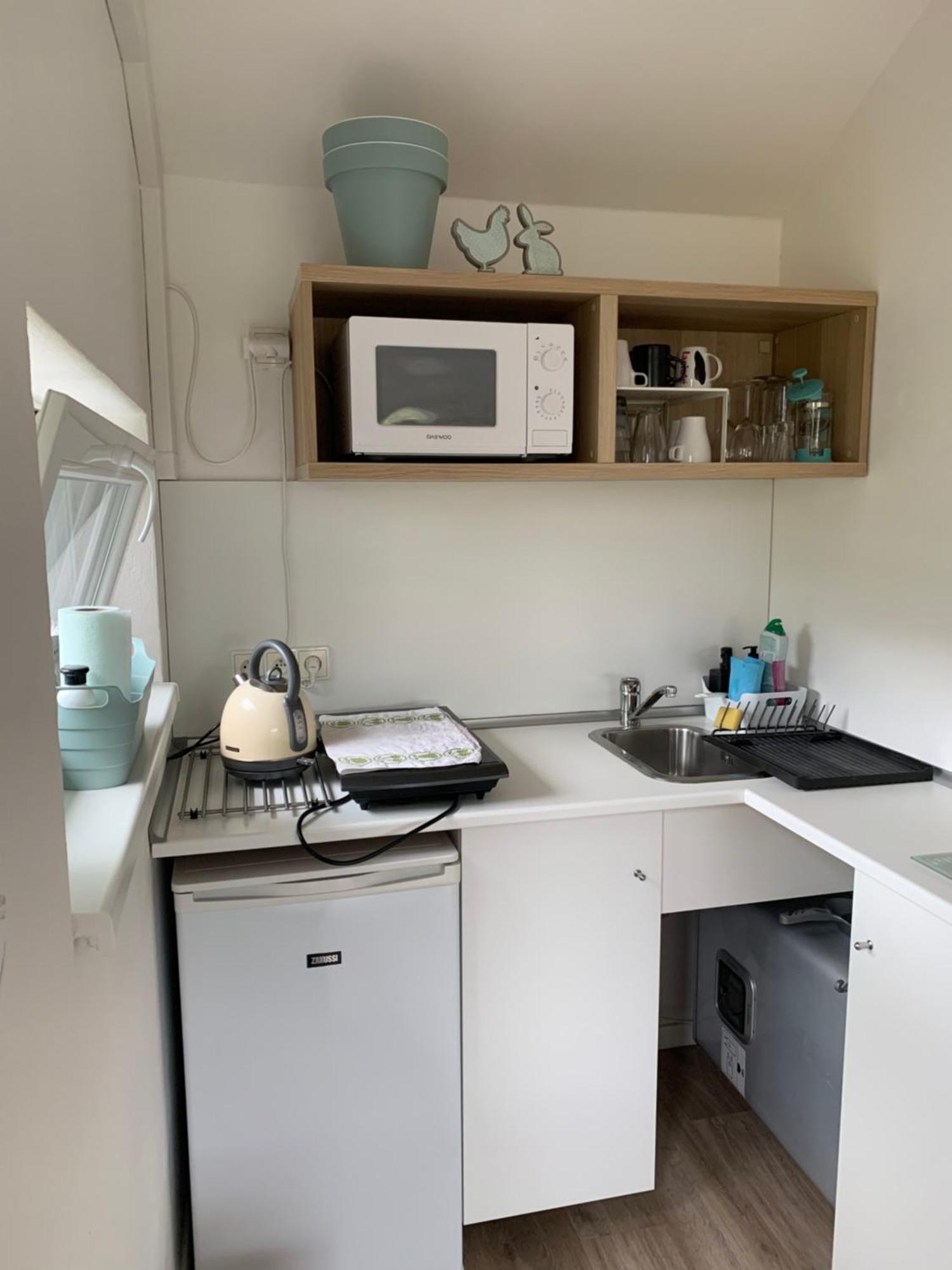 Studiovy Apartman V Zahrade Police nad Metuji Exterior photo